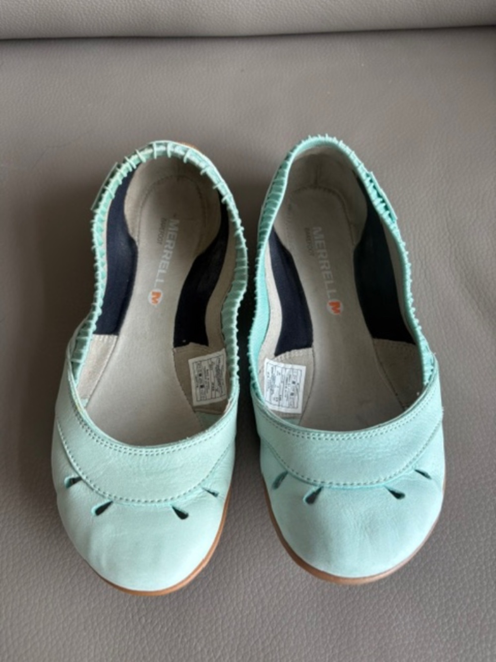 MERRELL Barefoot Women's sz US 6.5 slip-on ballet flats leather mint green
